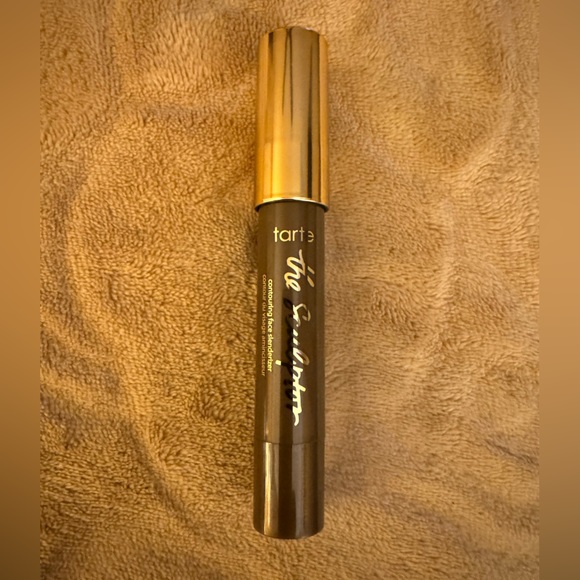 tarte The Sculptor Contouring Face Slenderizer in Park Ave Princess - Picture 2 of 10